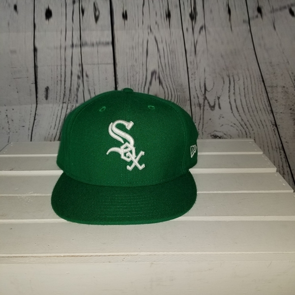 NwT fitted Green Sox flatbill hat please read ad - Picture 5 of 8